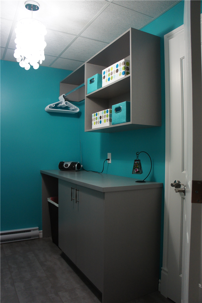 Diver Armoires Gibson